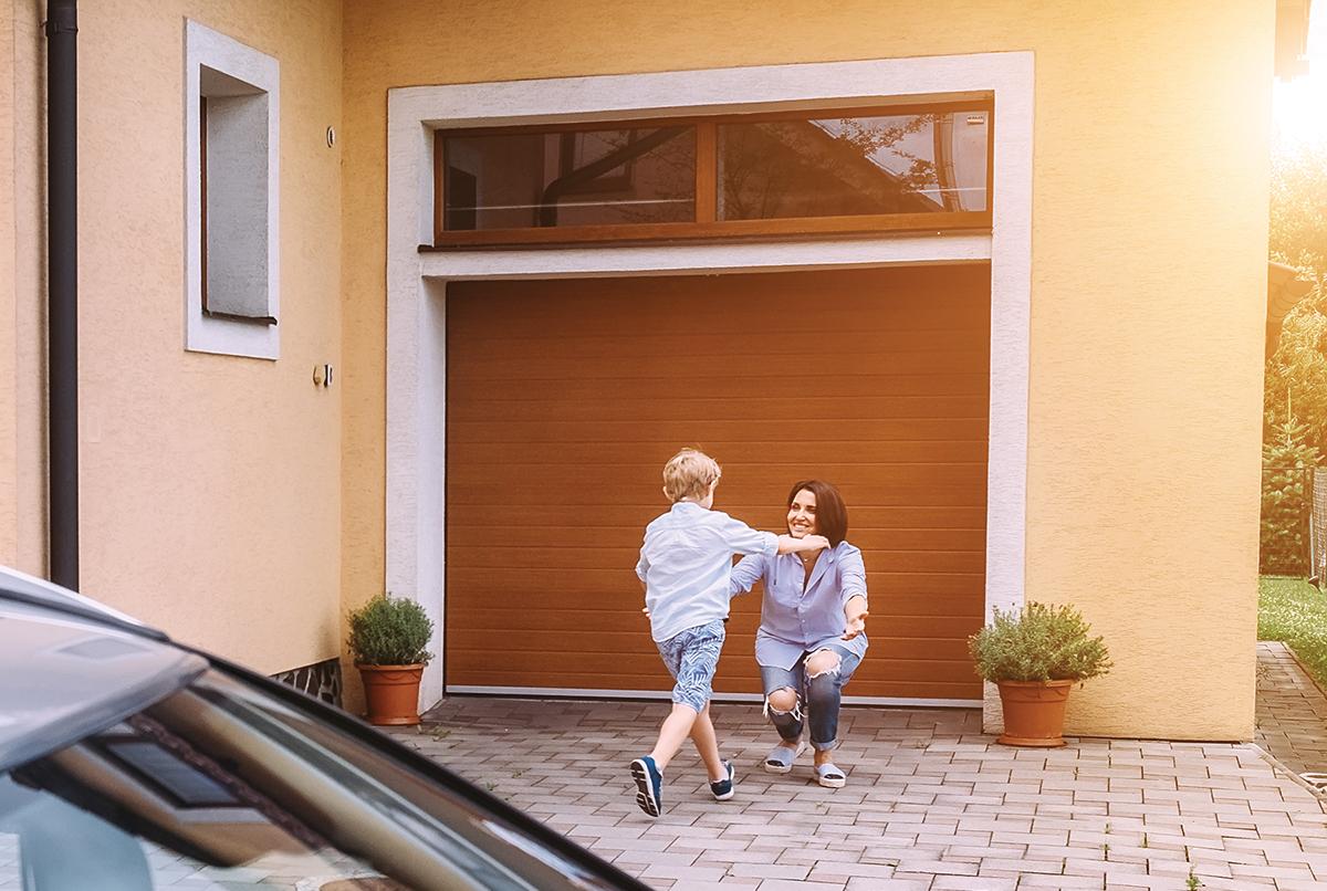 Comprehensive Garage Door Solutions in Litchfield Park, Arizona